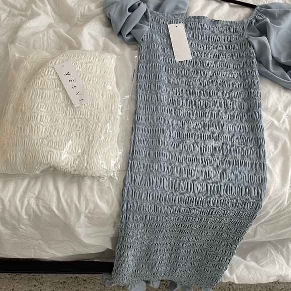 Lady Black Tie Velvi SKYLA SHIRRED MIDI DRESS - WHITE - Picture 2 of 2